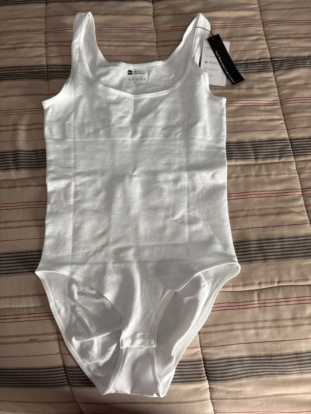 VVX Women Seamless Tummy Control Bodysuit White M/L Medium Compression - Picture 5 of 7